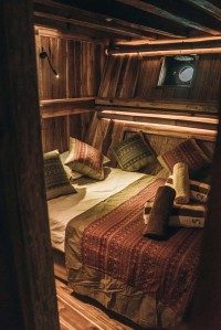 Lower Deck Convertable Cabin