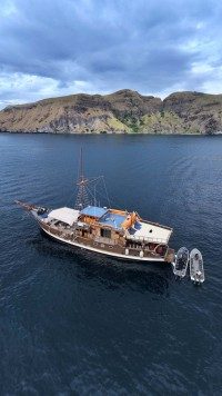 Amaya Dive Boat