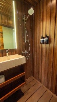 Double Bunk Bathroom