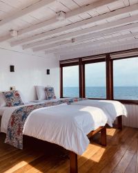 Seaview suite cabin