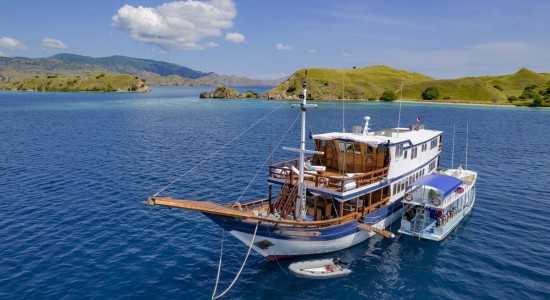 Komodo Sea Dragon Liveaboard