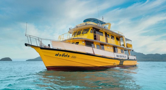 Marco Polo Liveaboard diveboat Similan Islands