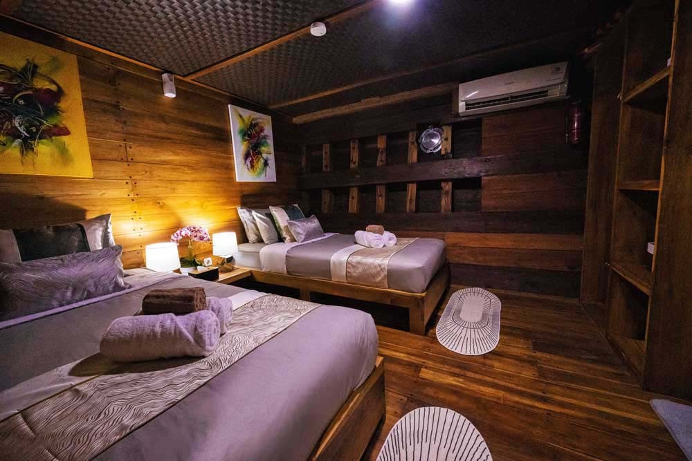 Lower Deck Deluxe Suite