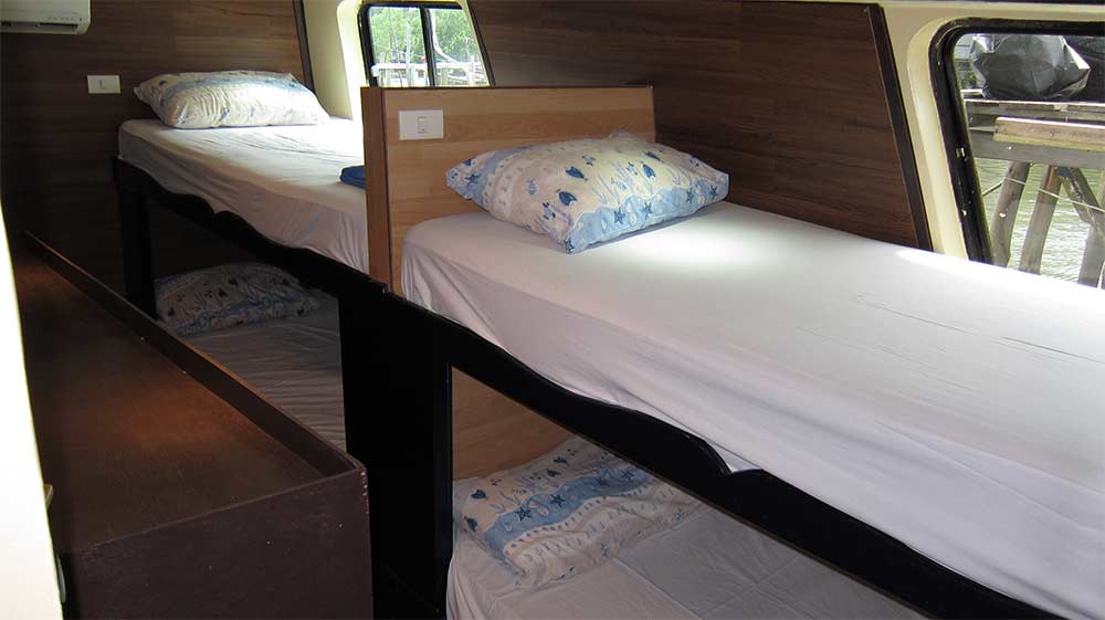 Quad bunk cabin