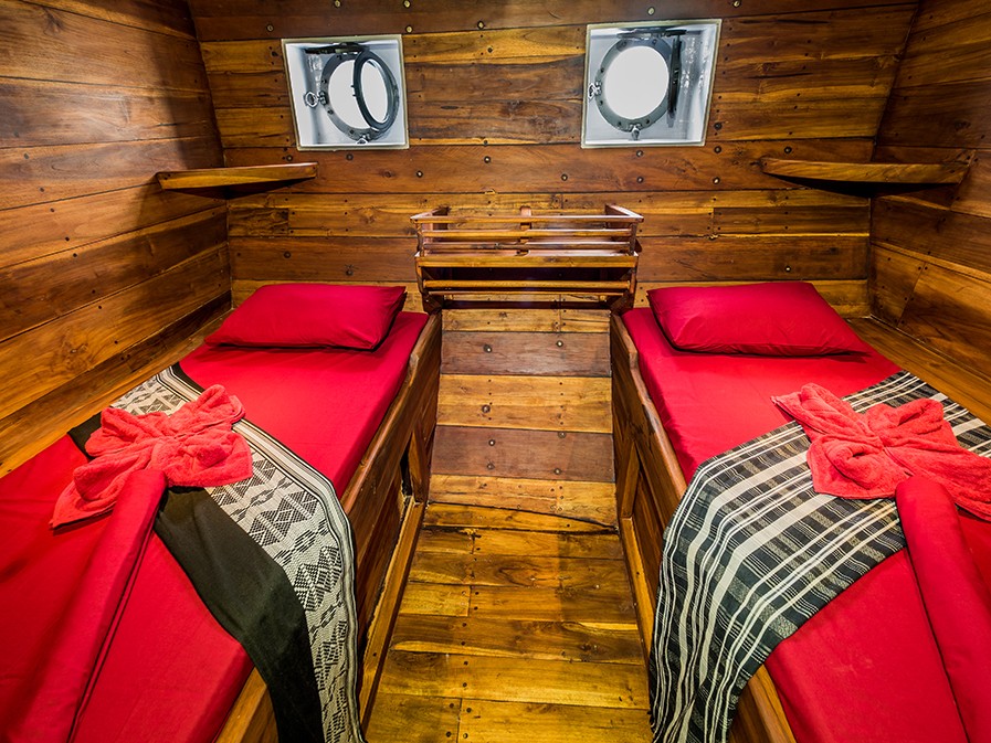 twin cabin side by side beds akomo isseki