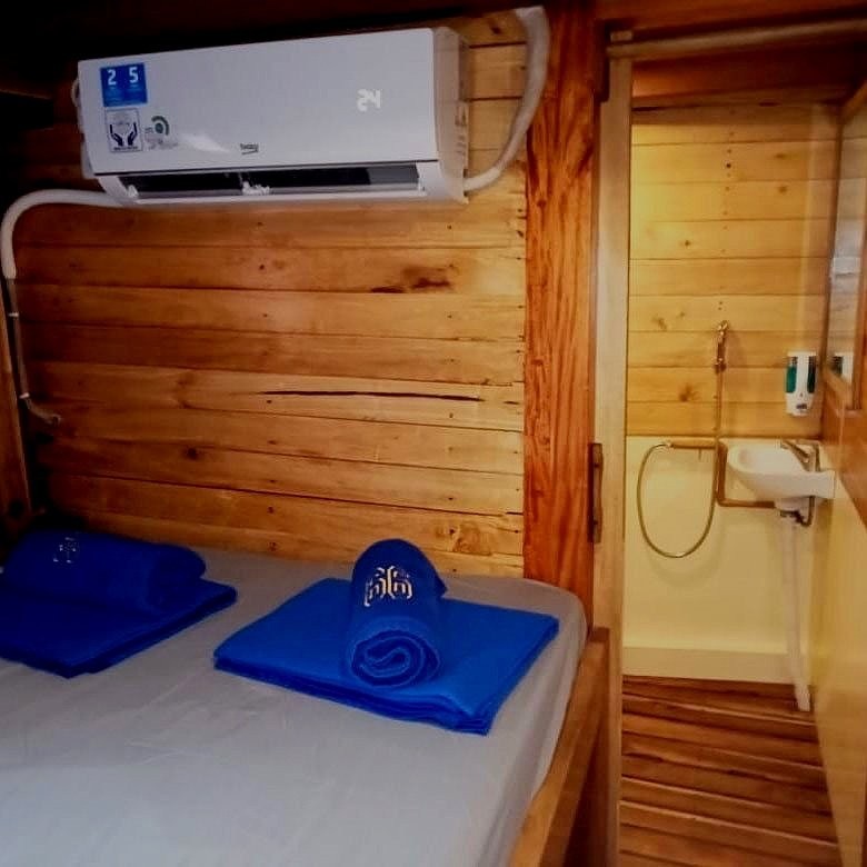 double bed cabin jaya