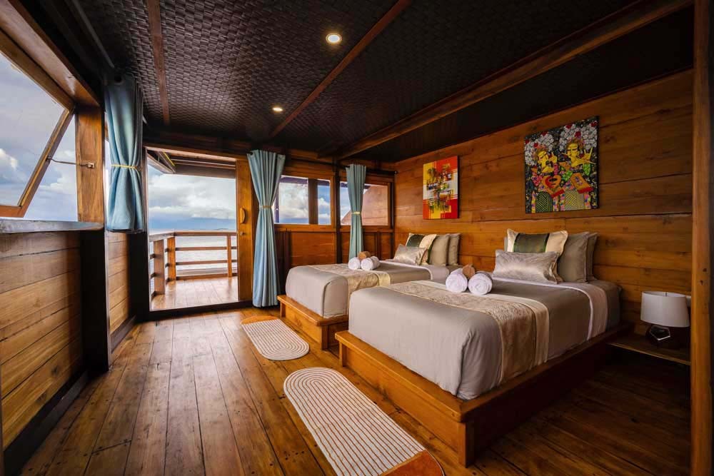 Deluxe Sea View with Balcony
