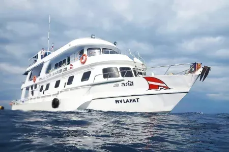 MV Lapat